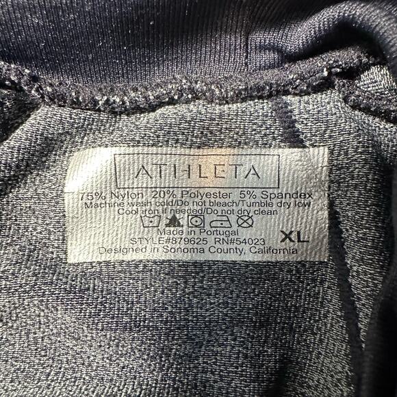 Athleta Long Sleeve Turtleneck Top XL - Picture 3 of 5